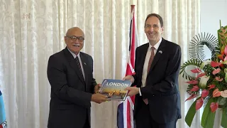 Fijian President receives credentials from the new resident British High Commissioner to Fiji