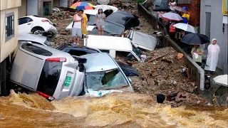 The wrath of nature hits Turkey! Hundreds of cars sink after Istanbul floods