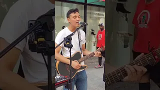 Busker plays FAST CAR by Tracy Chapman #guitar #busking #busker #singer #shorts