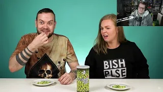 TyReacts #21 - DURIAN STRIKES AGAIN - IRISH PEOPLE TRY THAI FOODS