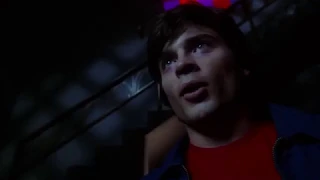 Smallville 5x07 - Paranoid Clark attacks Lex / goes after Lana