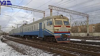 ЭР9п-4000 приписан до РПЧ-2 Полтава выезжает на рейс №6530