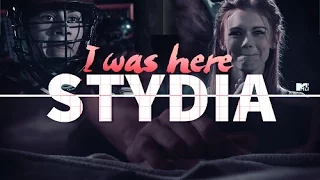 Lydia and Stiles/ "I think I loved him"  [6x01]