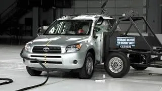 2006 Toyota RAV4 side test