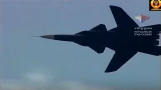 Su-47 'Berkut' dancing lezginka.