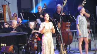 Sarah McLachlan w/The New York Pops - Possession