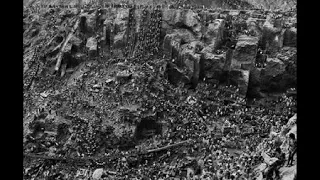 [RareHistoryPhoto]The hell of Serra Pelada mines, 1980s