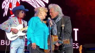 Marty Stuart  wConnie Smith-Today I Started I Loving You Again-Greek Theater, LA, CA 20190821 203615