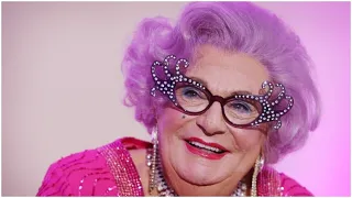 Barry Humphries, Dame Edna Everage Creator and Comedian, Dead at 89
