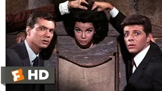 Dr. Goldfoot and the Bikini Machine (8/12) Movie CLIP - The Dungeon (1965) HD