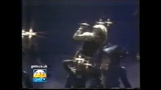 Madonna – GMTV report on Drowned World Tour in Barcelona #1