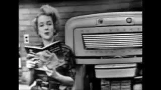 VINTAGE 1951 FROST FREE WESTINGHOUSE REFRIGERATOR COMMERCIAL - LADY SPOKESPERSON HAS A WEIRD HAIRDO