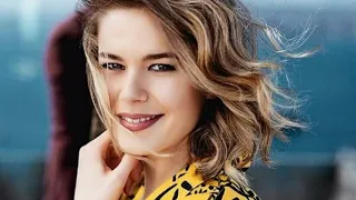 Burcu Biricik Fotoğrafları📷📷📷