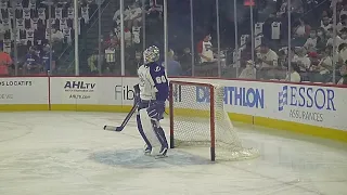 Syracuse Crunch goalie Hugo Alnefelt warms up 5/12/22