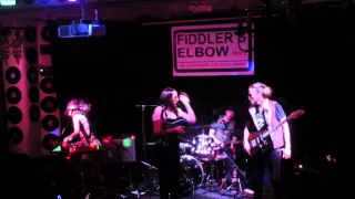 Hot Teeth-Live at the Fiddler's Elbow-Camden