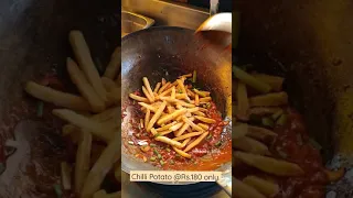 Chilli Potatoes | Any hard-core chilli potato lover?🔥 #foodie #foodlover #fastfood #chillipotato #YT