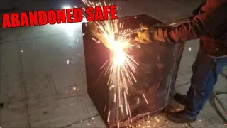 BREAKING INTO LOCKED SAFE LEFT ABANDONED FOR YEARS! What's inside this abandoned safe?