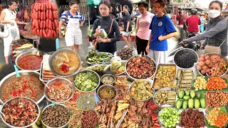 Very Popular Phnom Penh Traditional Market Tour & Best Vendors Scene of Cambodian Market Street Food