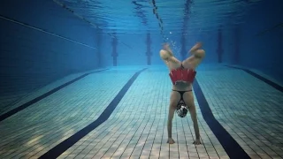 underwater reverse vertical breaststroke kick