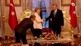 Jan Böhmermann's Erdogan Song (Demo)