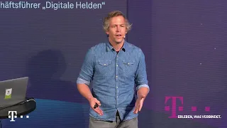 Florian Borns: Digitale Helden | Magenta Moon Workshop