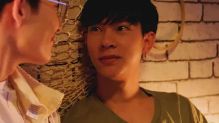 En of Love | Two boys couldn't help it in the bar restroom. #bldrama #thaibl #lgbtq #thai