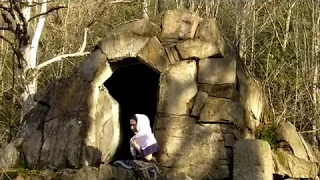 Mary Magdalene at the tomb