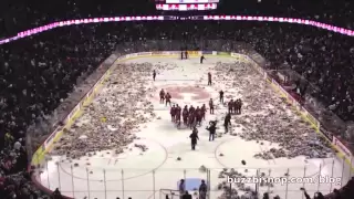 2013 Calgary Hitmen Teddy Bear Toss - 25, 921 Bears Thrown On The Ice