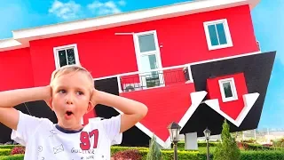 Vlad und Nikita neues Spielhaus für Kinder