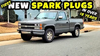 Replacing spark plugs | 1989 Chevrolet K1500 truck - TUNE UP PT 1