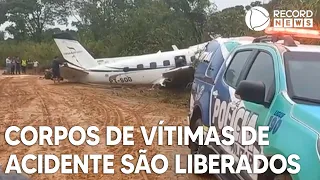 Corpos de vítimas de queda de avião no Amazonas são liberados