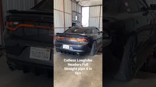 CHARGER 5.7 STRAIGHT PIPED ! (Straight menace)