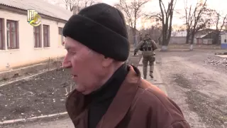 29 блокпост та село Новотошківка після обстрілів "Градами" сепаратистів