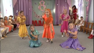 Индийский танец "Aaja Nachle". Старшая группа детсада № 160 г. Одесса 2015.