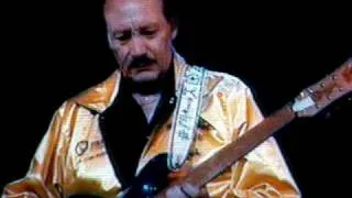 NOKIE EDWARDS of The VENTURES "Alabama Jubilee"