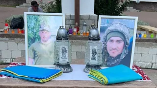 Євген Данищук та Василь Гондурак. 10 ОМБР ЗСУ. Прощання з Героями🙏❤️🖤