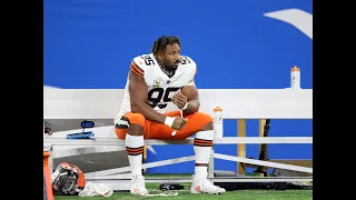 Myles Garrett Squats a Lot of Weight While Dealing With Banged Up Shoulder - Sports4CLE, 12/7/22