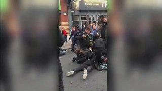 Ram raid on jewellers - public stops one thief (UK) - ITV London News - 25th October 2019