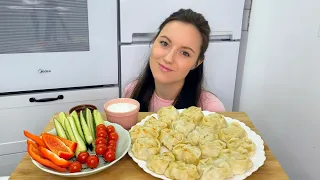 МУКБАНГ Манты домашние с мясом луком и картошкой овощи асмр Mukbang asmr