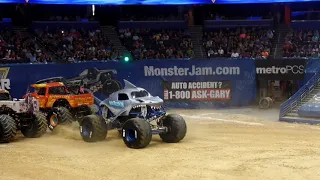 Monster Jam Timed Racing 2018 Megalodon