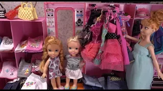 Elsa and Anna toddlers at Barbie's boutique- new dresses, accessories and customized clothes