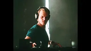 Avicii @ Amazing shows at Ushuaia Ibiza.