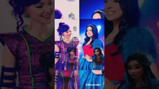 Mal 💜 vs Evie 💙 from descendants #dovecameron #sofiacarson #evie