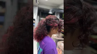 Curly hair red highlights hair color #haircolor #creativehairstyle #redhair #girlhaircolor #shorts