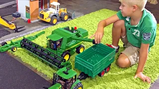 Bruder Tractors for KIDs, BIG Farm World!