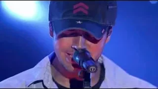 Enrique Iglesias - Tired of being sorry (LIVE)