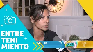 Julio Iglesias Jr. tiene envidia de Enrique Iglesias | Un Nuevo Día | Telemundo