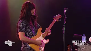 Khruangbin....Two Fish and an Elephant....Live