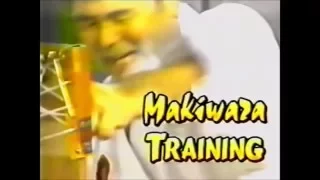 Morio Higaonna Sensei - Makiwara Training