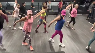 CON GUIRA Y TAMBORA / CARDIO DANCE FITNESS / MERENGUE / RUTINAS DE EJERCICIO EN CASA / QUEMA GRASA